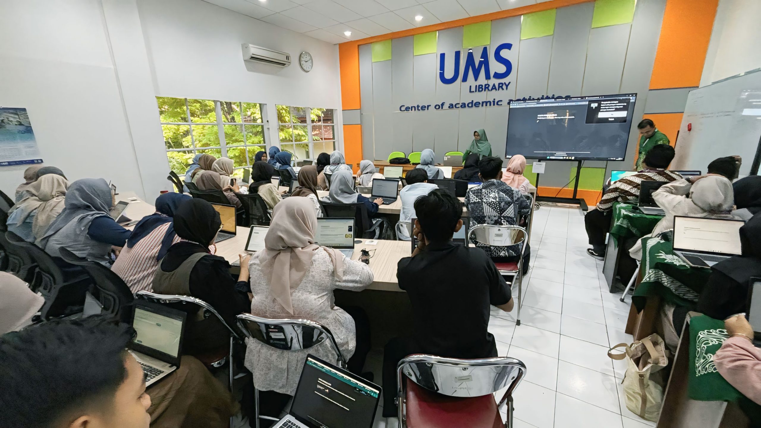 Pengenalan Perpustakaan dan Layanan Digital bagi Mahasiswa Baru Kedokteran Gigi UMS Tahun 2024