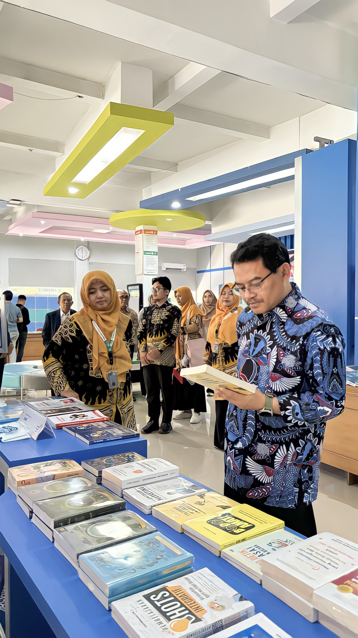 Pameran dan Bazar Buku Meriah di Perpustakaan UMS: Dorong Minat Baca dan Literasi Mahasiswa