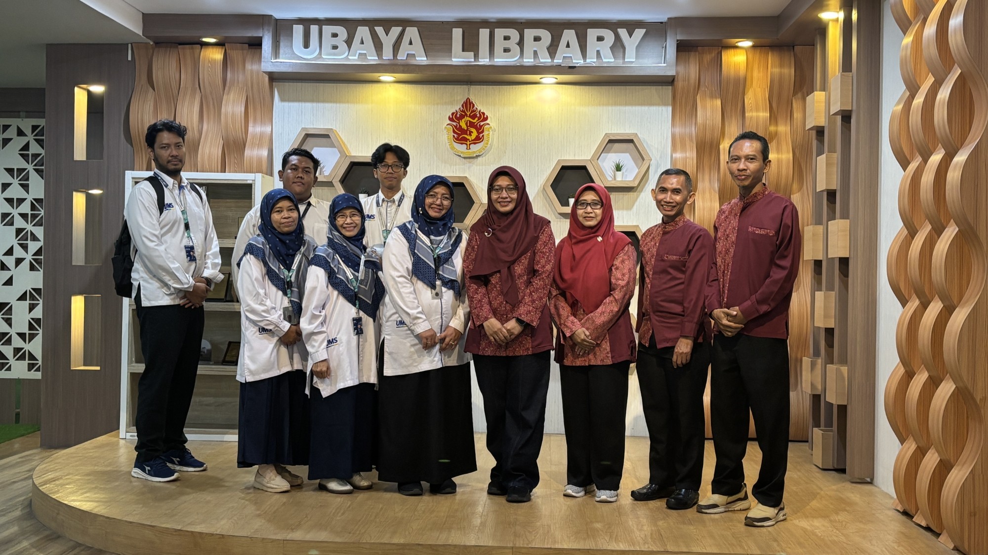 Lanjutkan Studi Tiru, Perpustakaan UMS Pelajari Integrasi RPS dan Standar di Perpustakaan UBAYA